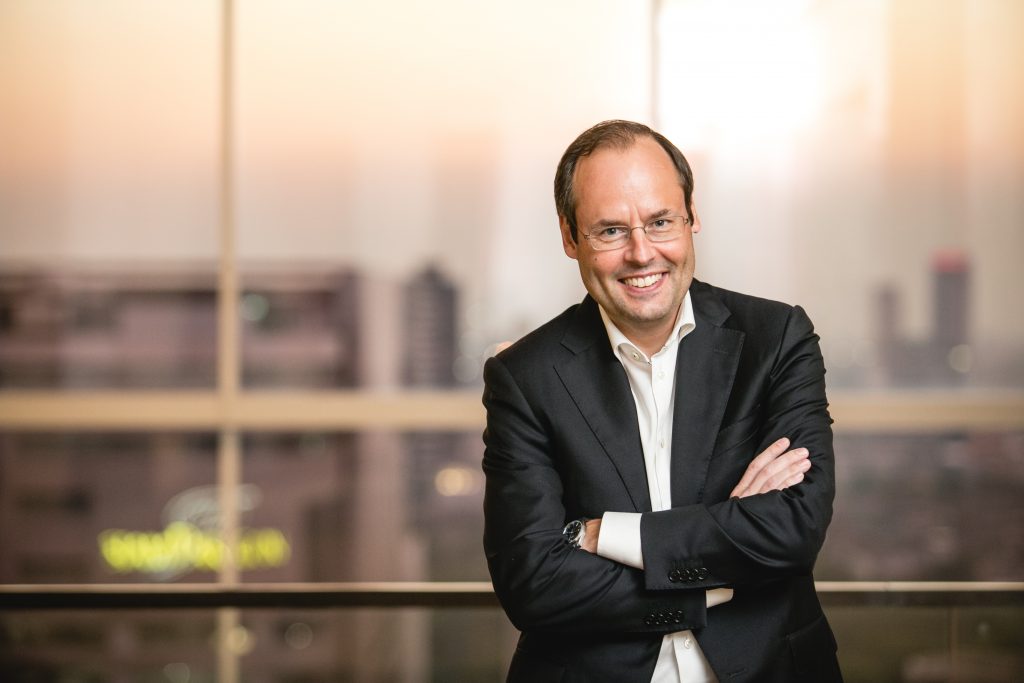 ดีแทค ตั้งเป้าจ้างงานตำแหน่งด้านดิจิทัลเพิ่มอีกมากกว่า 200 ตำแหน่ง ภายในปี 2563