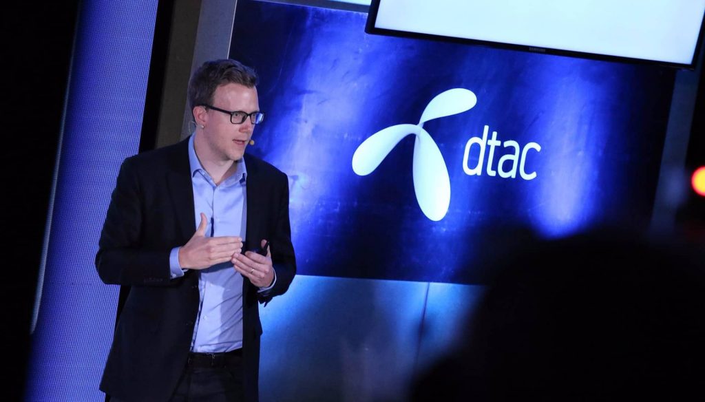 ดีแทคชูกลยุทธ์สร้างคุณค่า-เสริมประสบการณ์ลูกค้าและสังคมผ่านเทคโนโลยี