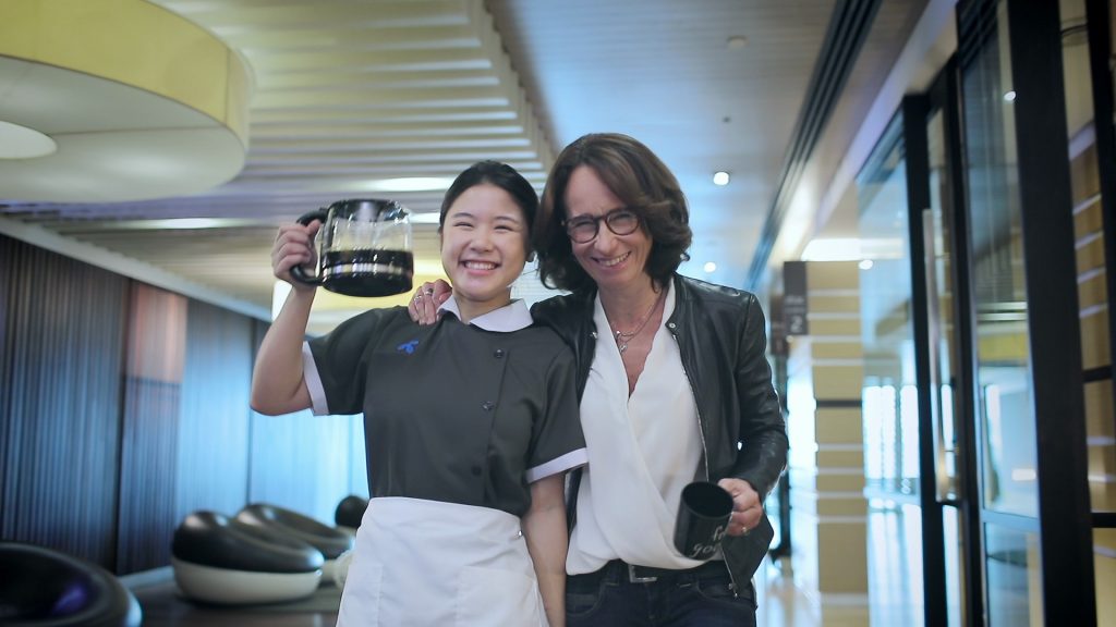 ดีแทคสัญญาว่าจะไม่หยุดพร้อมชวนพนักงานร่วมสัญญาเพื่อดูแลลูกค้า  พร้อมเตรียมเน็ตเวิร์กให้ลูกค้ามั่นใจใช้งานตลอดช่วงเทศกาลปีใหม่ 2562