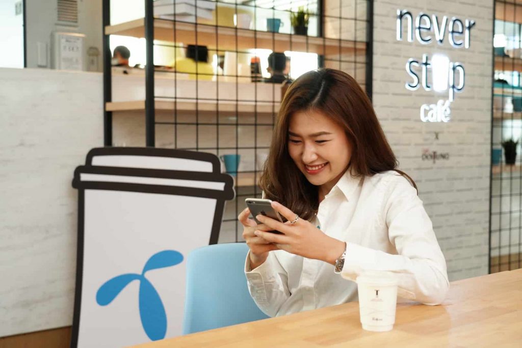 dtac begins 5G trial on 28 GHz spectrum at its Never Stop Cafe