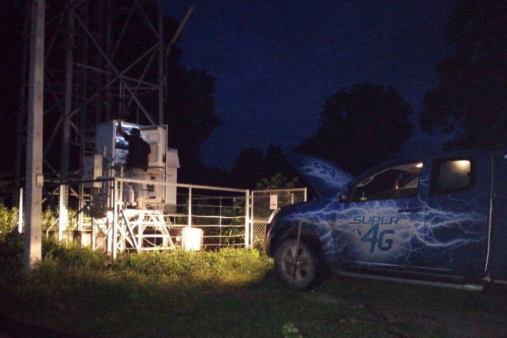 ดีแทคลุยเข้าพื้นที่ดูแลสัญญาณ-เยียวยาลูกค้าเพื่อรองรับการใช้งานหลังพายุโพดุลกระหน่ำไทย พร้อมเฝ้าระวังผลกระทบดีเปรสชันใหม่อาจเคลื่อนเข้าไทย