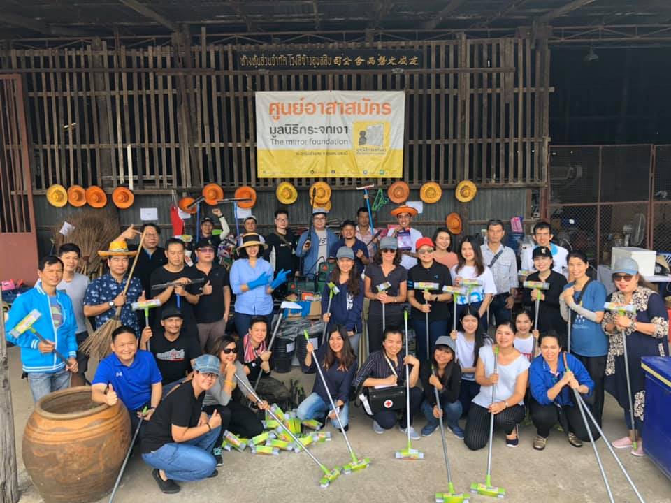 “dtac arsa langbaan”, dtac’s flood damage restoration project. The real volunteering spirit of dtac.