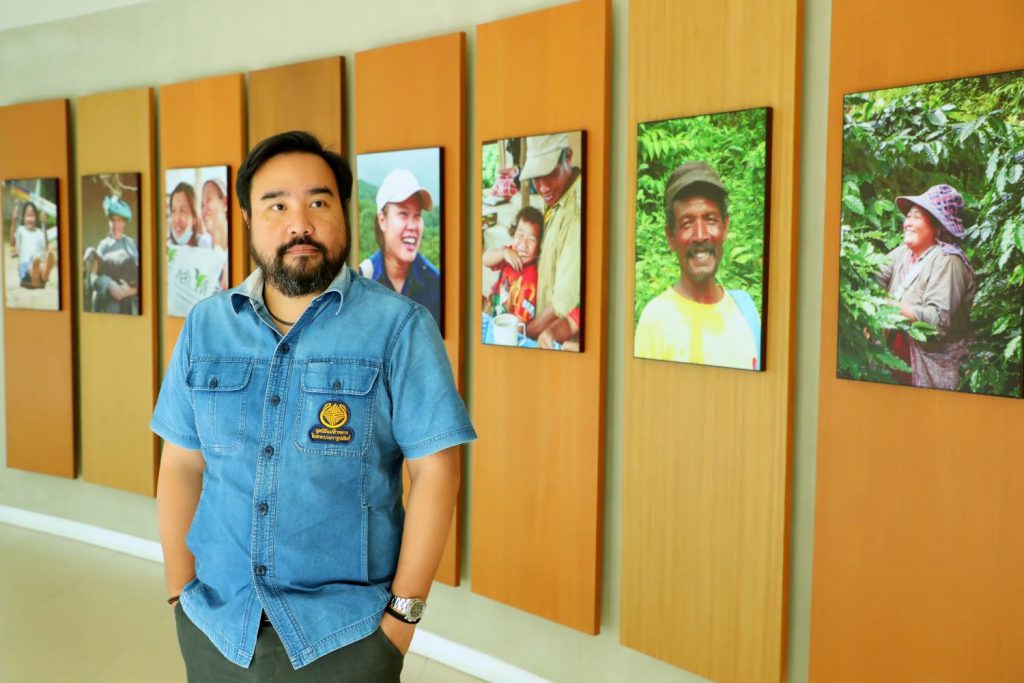 จากแก้วกาแฟที่คุณดื่ม สู่ชีวิตที่ดีขึ้นของชาวไทยภูเขา สัมภาษณ์กับ หม่อมหลวงดิศปนัดดา ดิศกุล