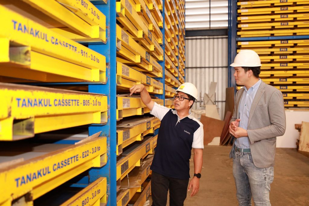 ธนกูล เวิร์คกรุ๊ป เอสเอ็มอีไทยในอุตสาหกรรมออกแบบและผลิตป้าย กับการปรับตัวฝ่าความท้าทายในยุควิถีใหม่