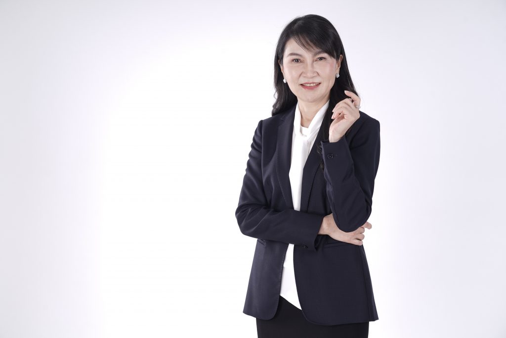 นางสาวยุภา ลีวงศ์เจริญ