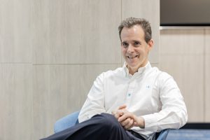 “เพราะเราเลือกทำในสิ่งที่ถูกต้องเสมอ” ผ่าแนวคิดและนโยบายต่อต้านคอร์รัปชันของดีแทค