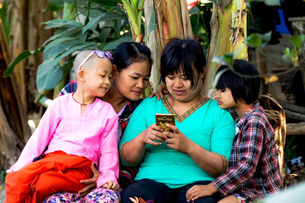 แรงงานข้ามชาติจะไม่เหงาอีกต่อไป!! มีดีแทคเป็น ‘เพื่อนคนแรกในไทย’ ที่เข้าใจคุณมากที่สุด